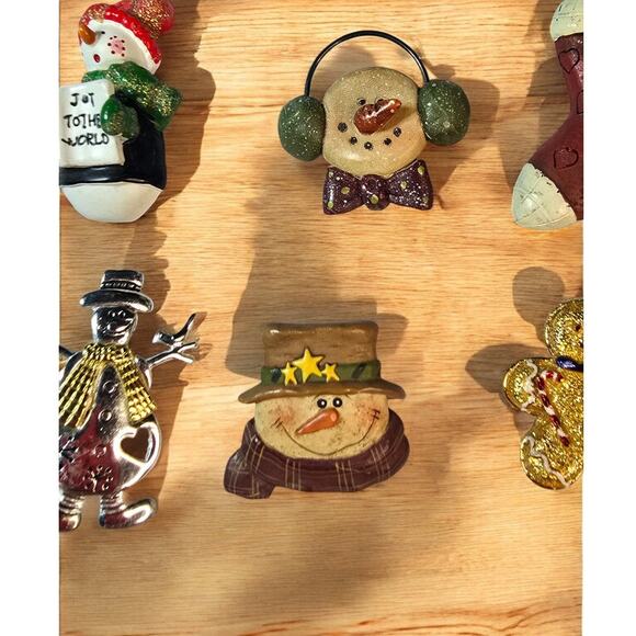 Christmas Holiday Bundle Lot of 6 Vintage Brooch Pins - Picture 4 of 7